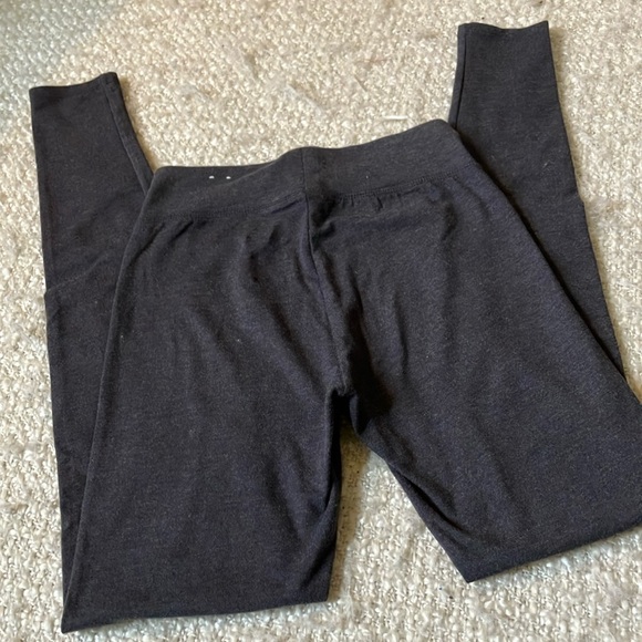 🧘🏻‍♀️ CITY STREETS SIZE XS GRAY LEGGINGS - Picture 7 of 10